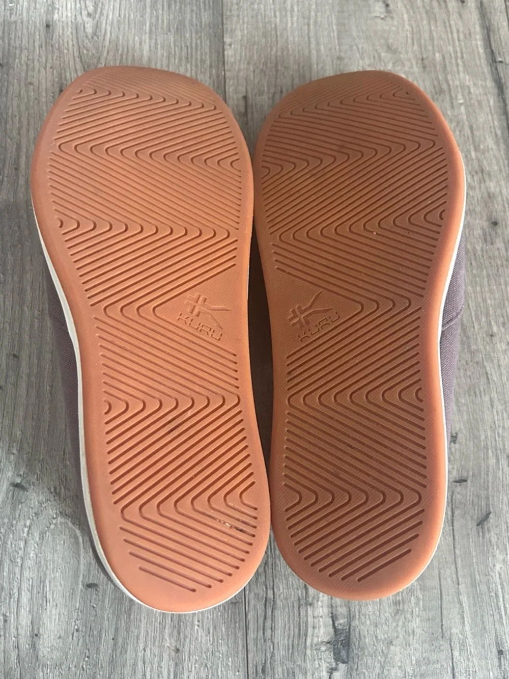 Kuru Pace Casual Slip-On Men’s Shoes - Gray Brown Canvas Leather Accents Sz 8.5